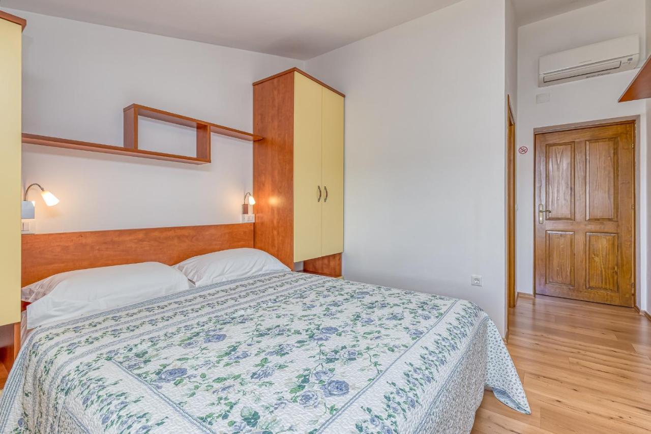 La Quiete B&B Lovrečica Buitenkant foto